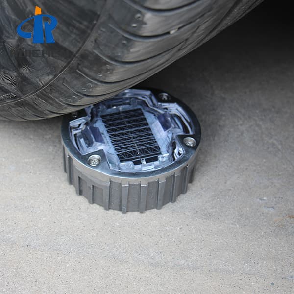 <h3>Solar Road Stud With Shank For Freeway - solarstudforroad.com</h3>
